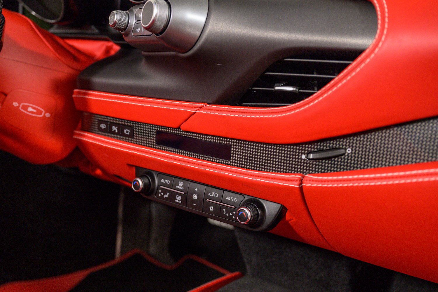Certified 2023 Ferrari F8 Tributo RWD image 49