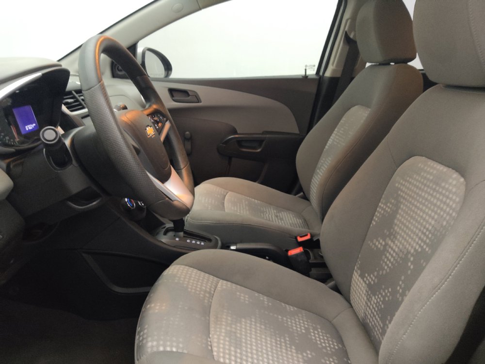 Used 2020 Chevrolet Sonic LS FWD image 17