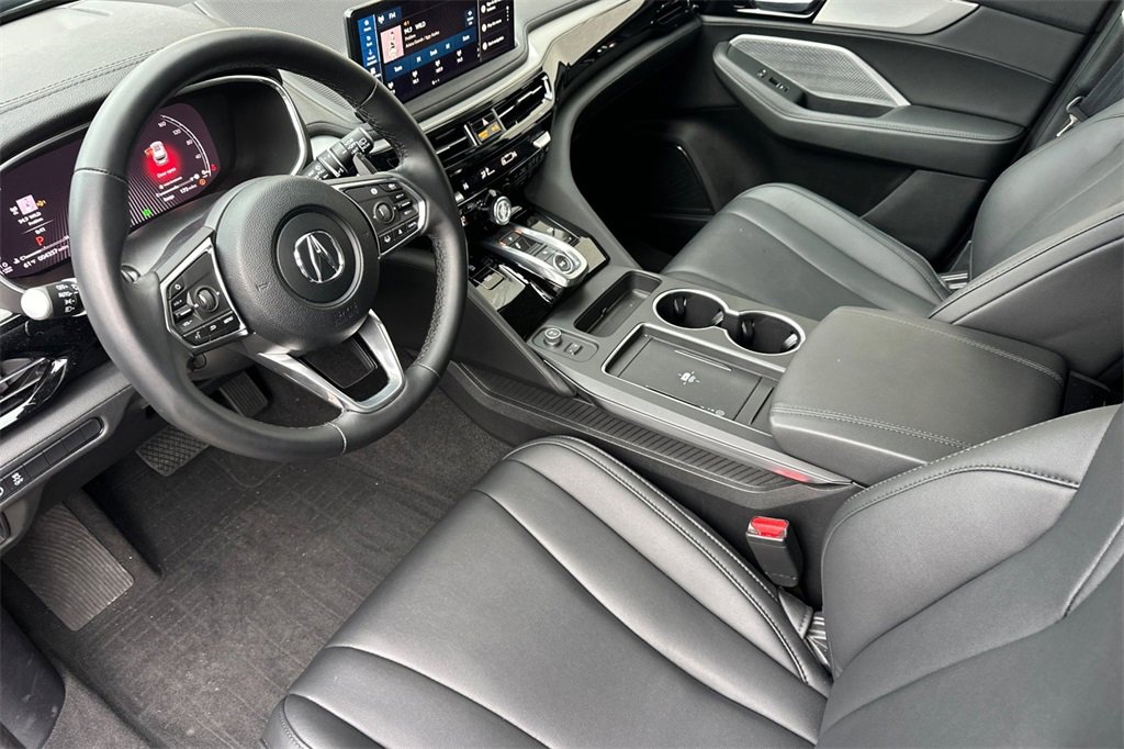 Certified 2025 Acura MDX FWD image 11