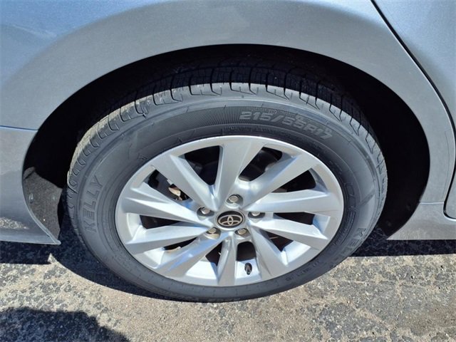 Used 2023 Toyota Camry LE image 40