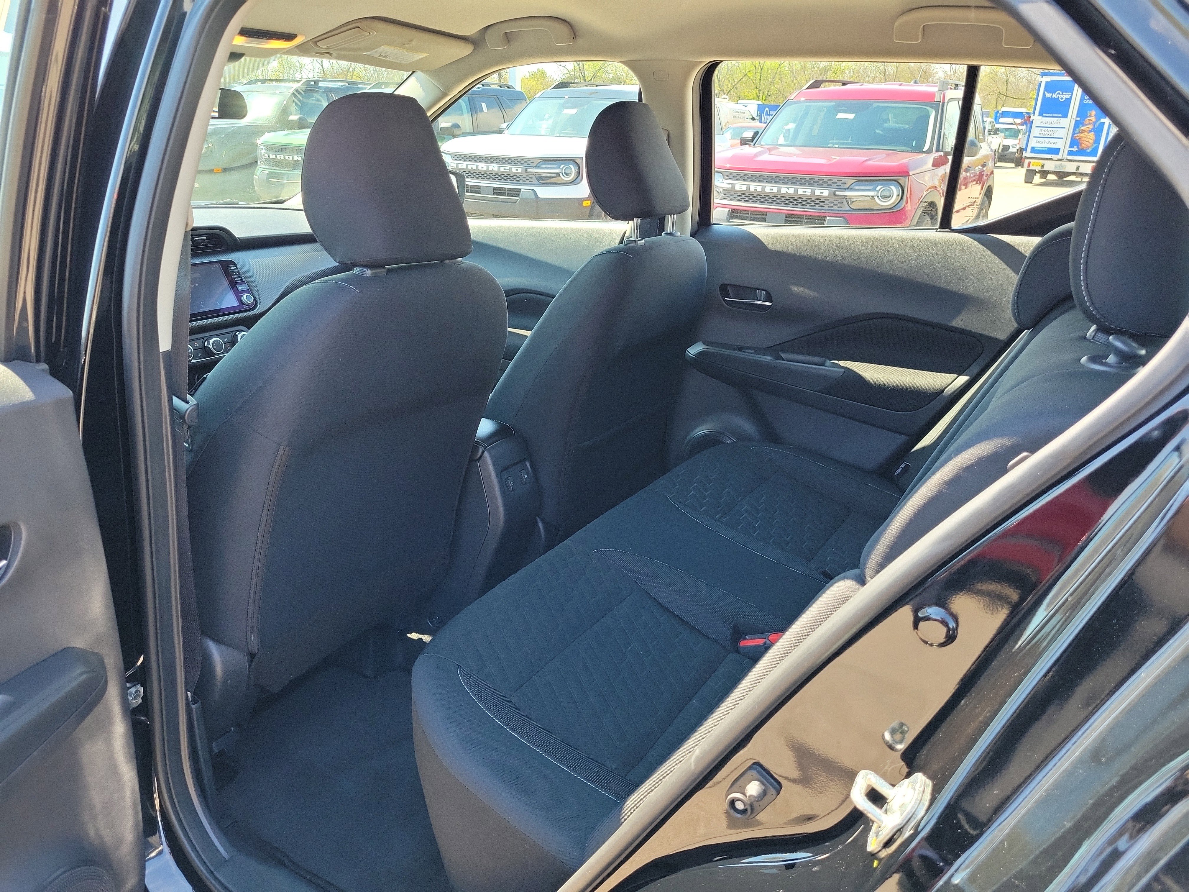 Used 2023 Nissan Kicks SV image 13