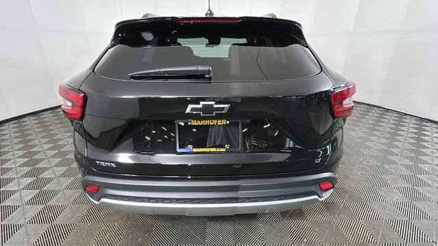 Used 2026 Chevrolet Trax LT w/ Driver Confidence Package FWD video 4