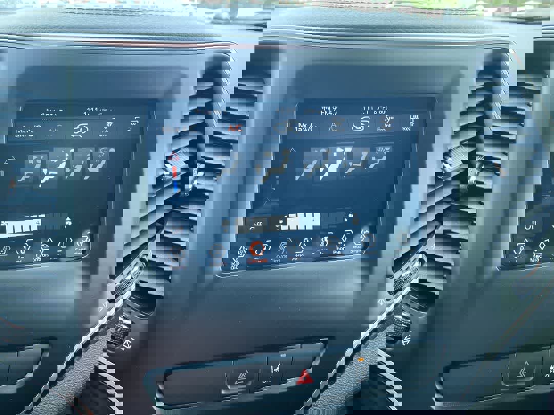 Used 2021 Jeep Cherokee Latitude image 18