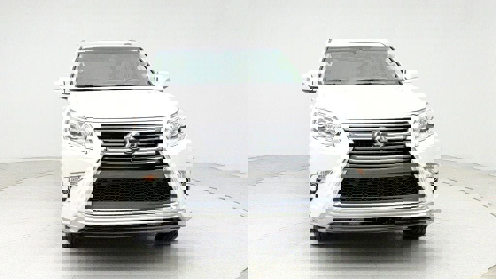 Used 2019 Lexus GX 460 Luxury image 2