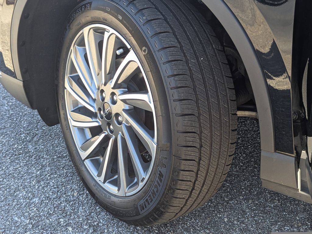 Used 2024 Lincoln Corsair Reserve image 38