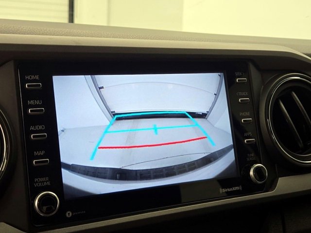 Used 2020 Toyota Tacoma TRD Sport image 4