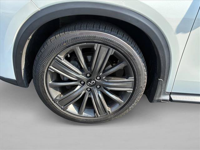 Used 2020 INFINITI QX50 Essential w/ Edition 30 Package AWD/4WD image 9