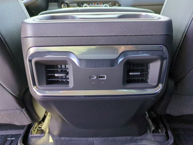 New 2026 GMC Sierra 1500 Elevation w/ LPO, Elevation Black Package AWD/4WD image 22