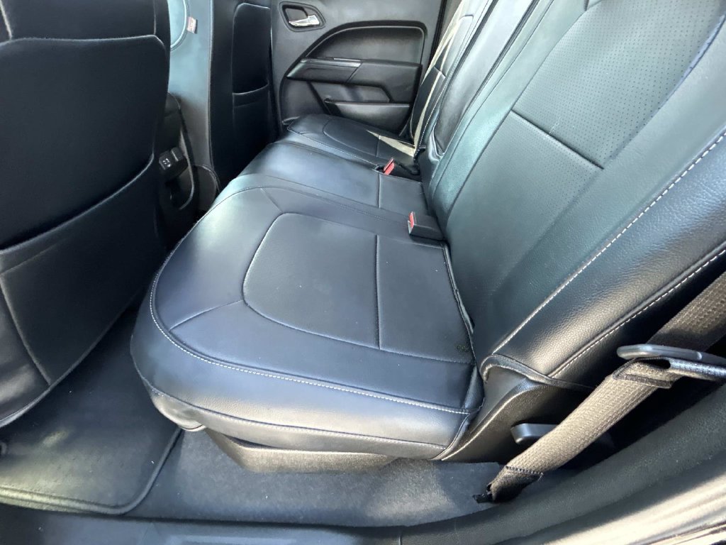 Used 2022 Chevrolet Colorado LT RWD image 12