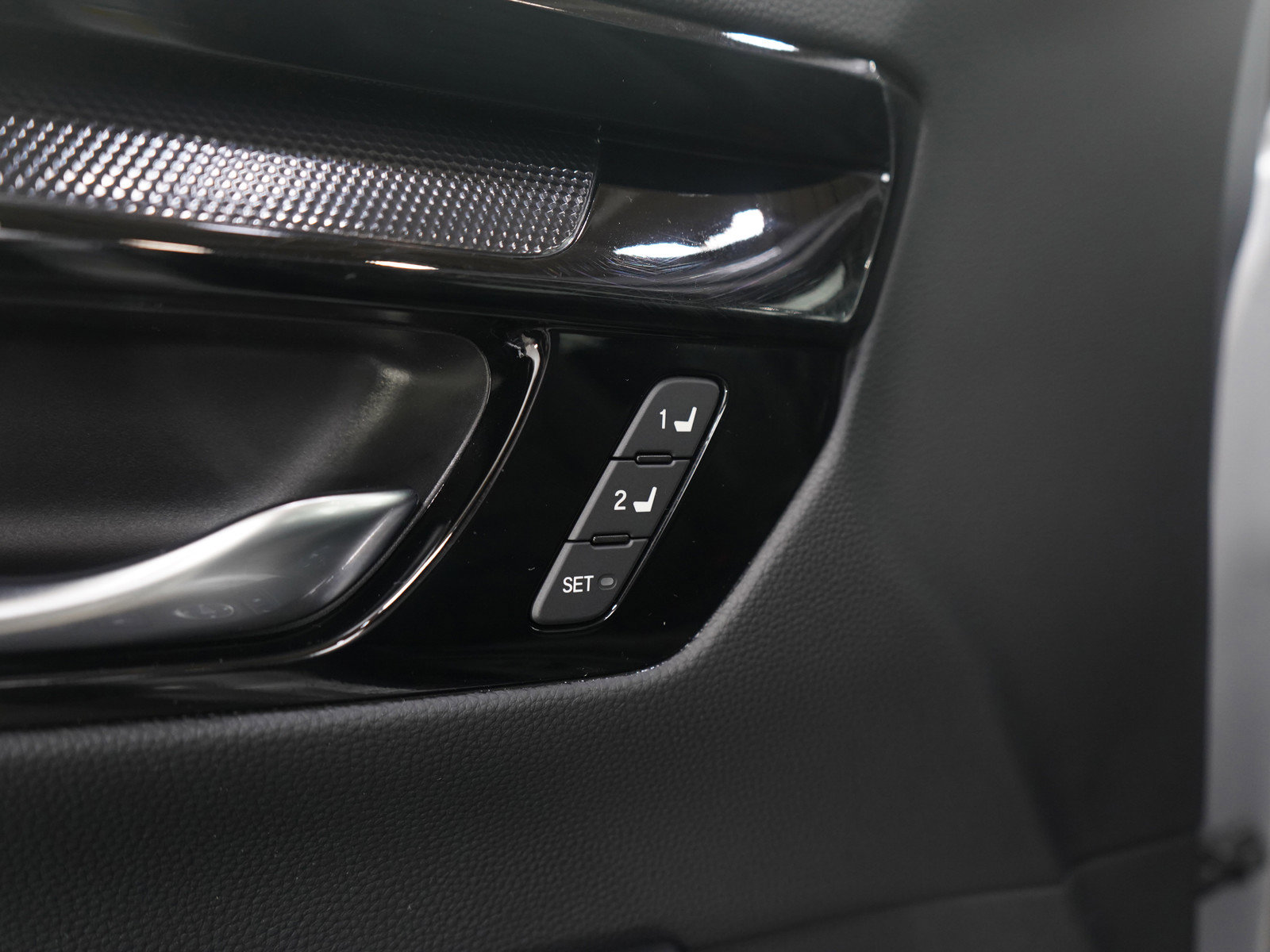 Used 2024 Honda CR-V EX-L image 24