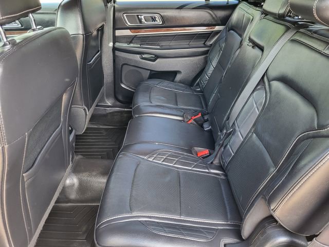 Used 2017 Ford Explorer Platinum AWD/4WD image 22