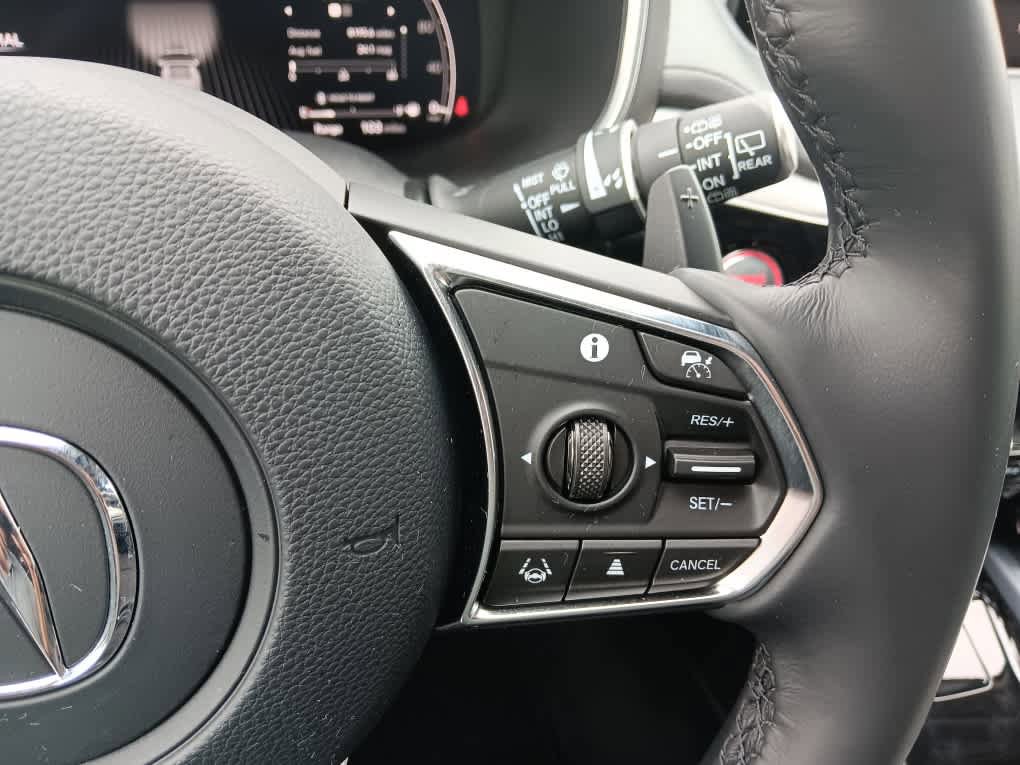 Used 2023 Acura MDX SH-AWD image 25