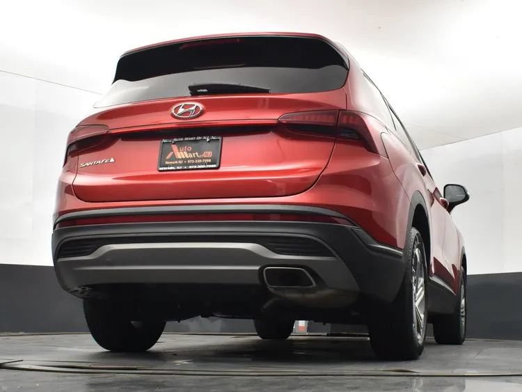 Used 2023 Hyundai Santa Fe SEL FWD image 13