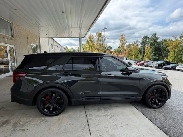Used 2022 Ford Explorer ST w/ Equipment Group 401A AWD/4WD image 6