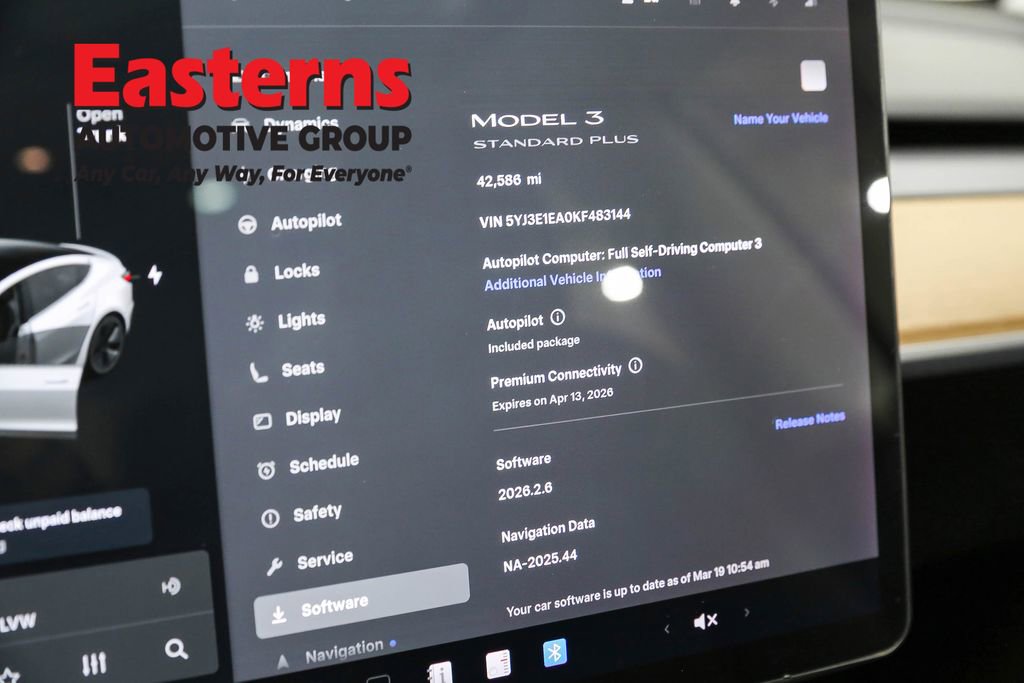 Used 2019 Tesla Model 3 Standard Range image 18