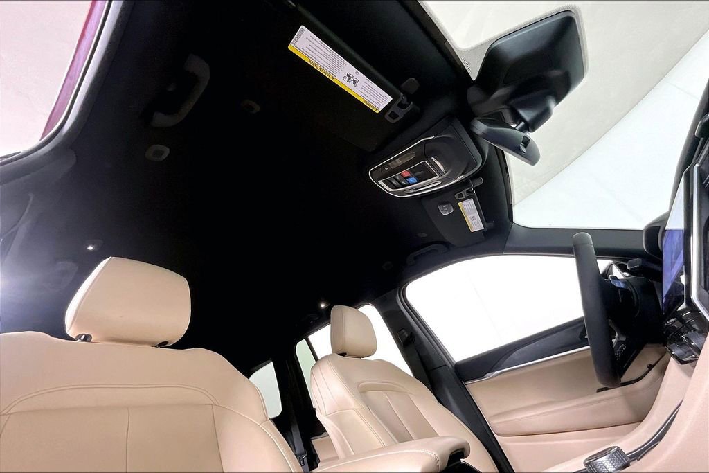 Used 2024 Jeep Grand Cherokee Limited image 22