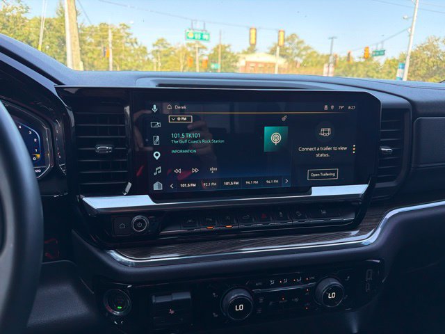 Used 2023 Chevrolet Silverado 1500 LT Trail Boss w/ LT Trail Boss Premium Package AWD/4WD image 13