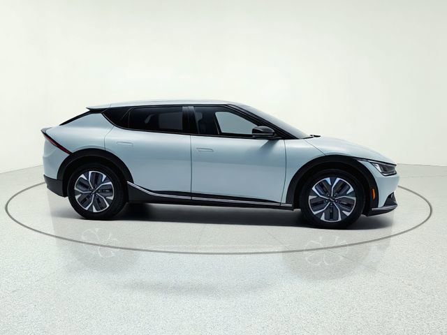 Certified 2024 Kia EV6 Light AWD/4WD image 7