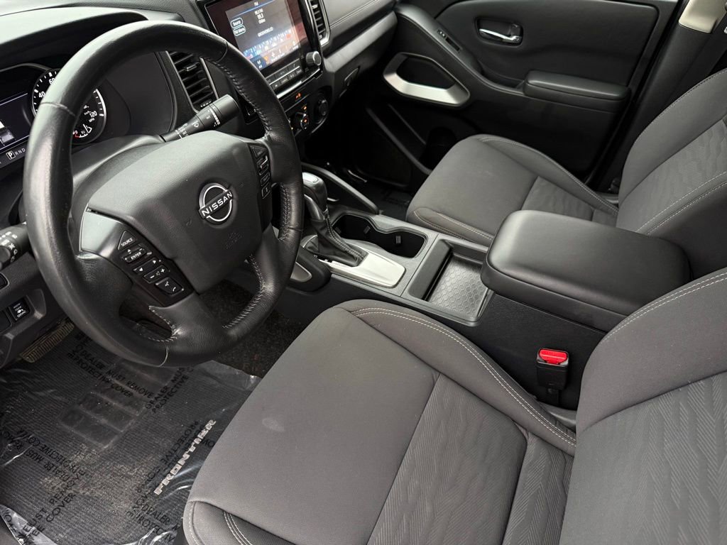 Certified 2023 Nissan Frontier SV w/ SV Convenience Package image 17
