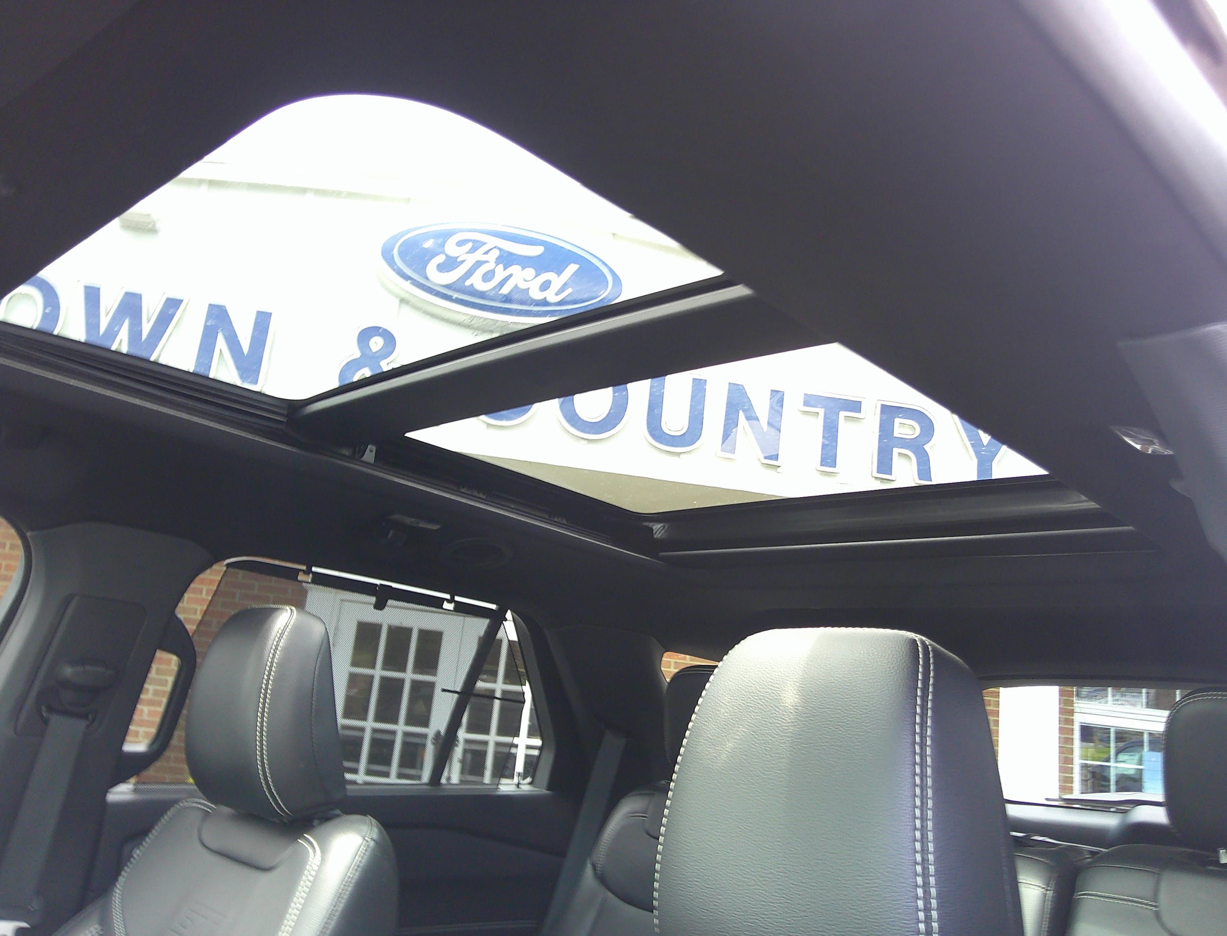 Used 2022 Ford Explorer ST w/ Equipment Group 401A AWD/4WD image 12