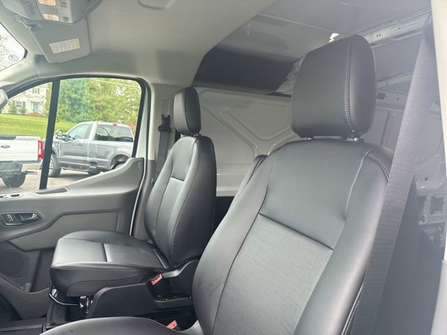 New 2025 Ford Transit 250 Low Roof image 16