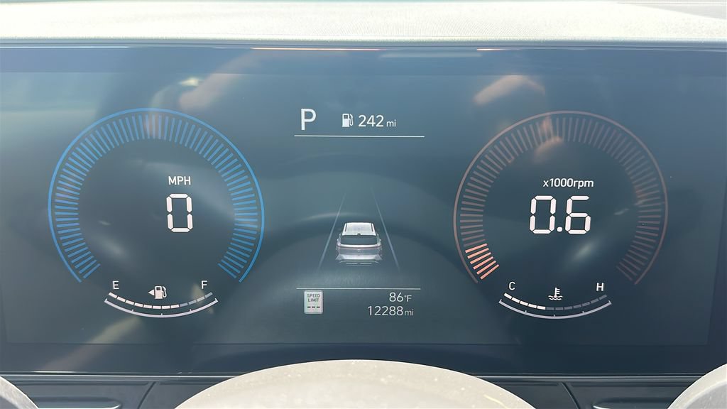 Used 2026 Hyundai Kona SEL Sport FWD image 2
