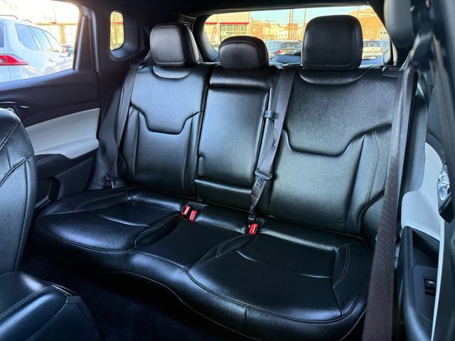 Used 2024 Jeep Compass Limited image 23