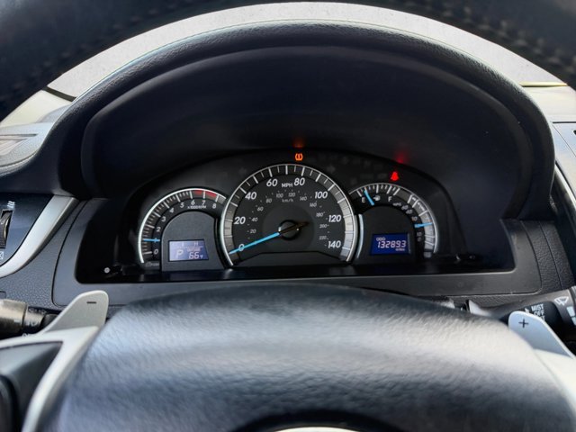 Used 2013 Toyota Camry SE FWD image 11
