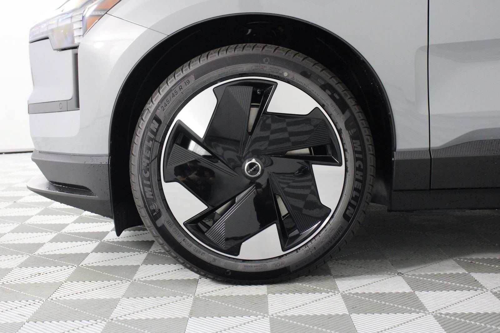 New 2026 Volvo EX30 Plus AWD/4WD image 12