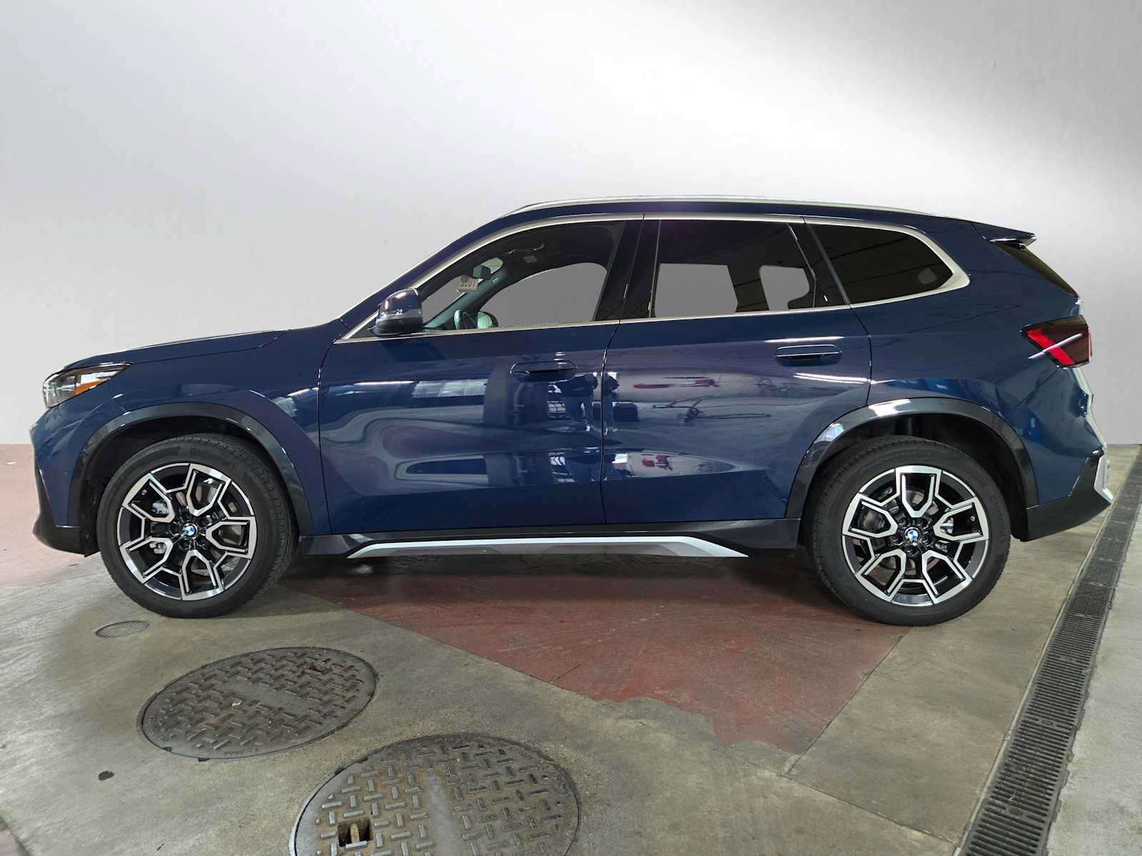 Used 2026 BMW X1 xDrive28i w/ Technology Package AWD/4WD image 6