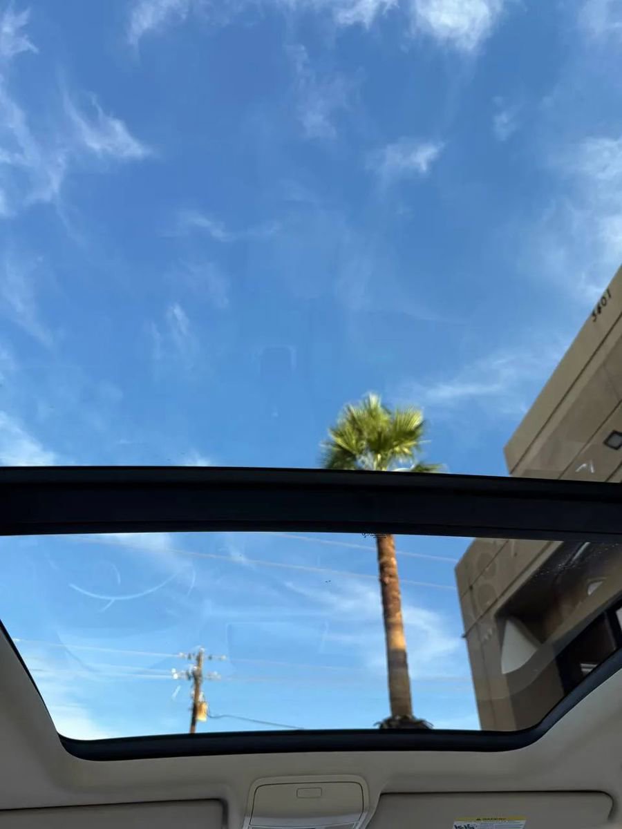 Used 2014 Volkswagen Tiguan SEL image 19