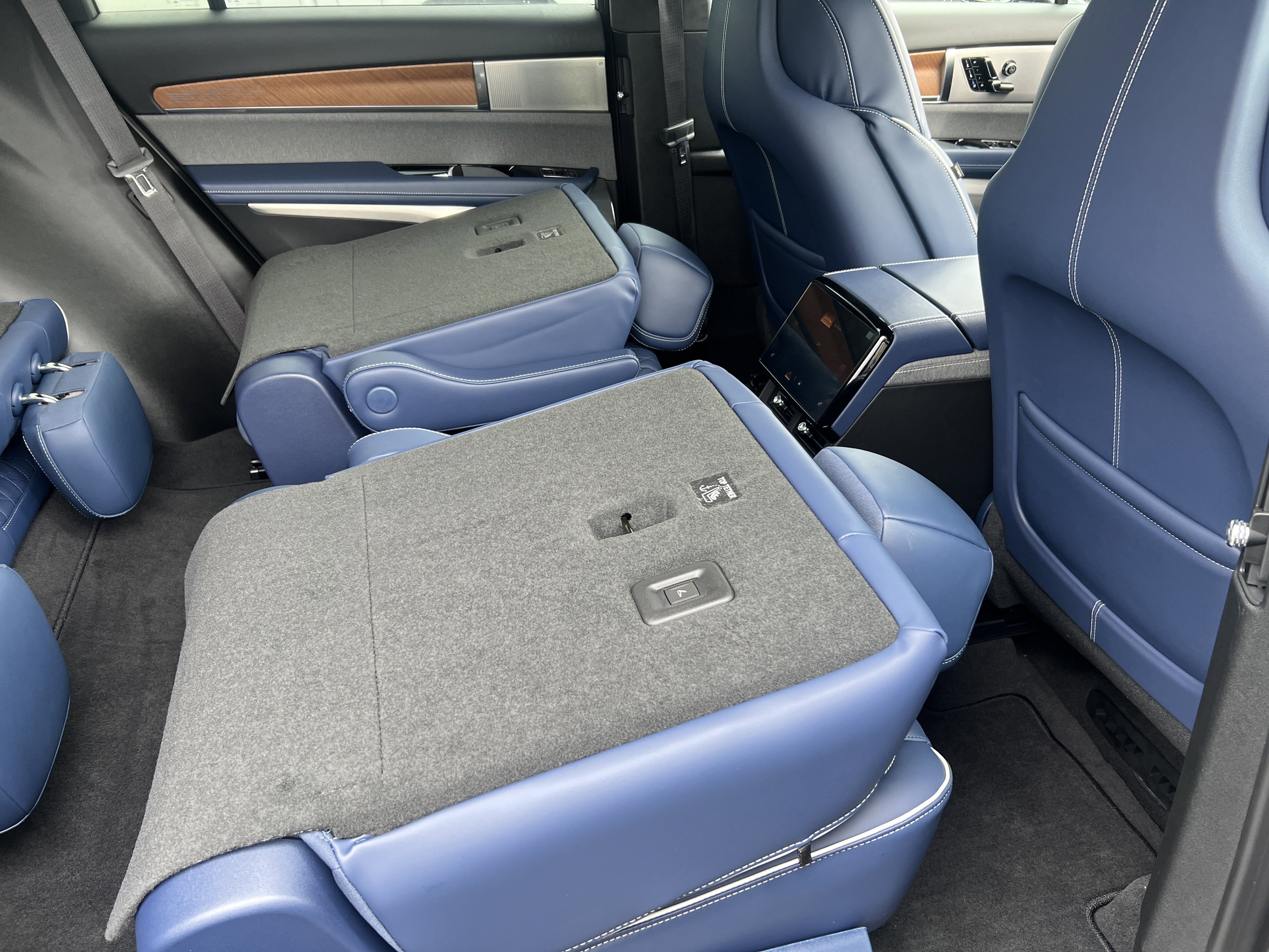 New 2026 Cadillac Vistiq Premium Luxury image 27