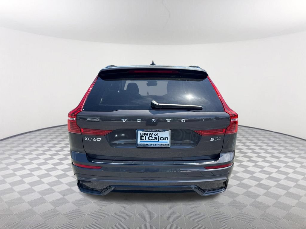 Used 2023 Volvo XC60 B5 Ultimate w/ Climate Package AWD/4WD image 5