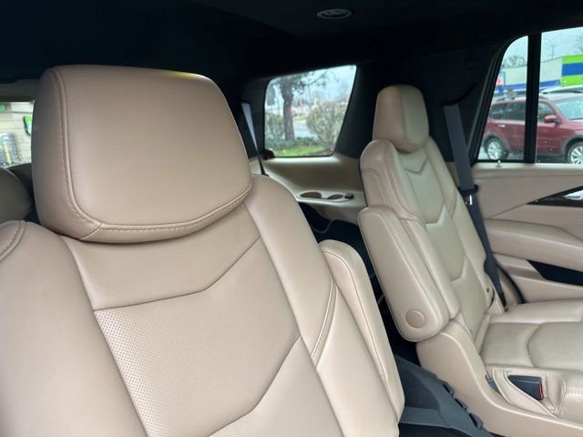 Used 2020 Cadillac Escalade Platinum image 10