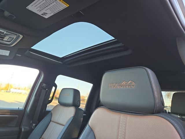 New 2026 Chevrolet Silverado 3500 High Country w/ High Country Premium Package AWD/4WD image 30