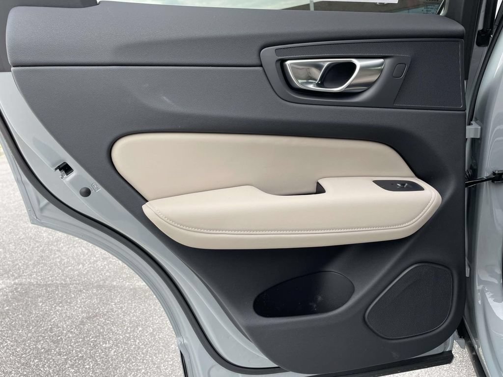 New 2026 Volvo XC60 B5 Plus w/ Protection Package Premier AWD/4WD image 3