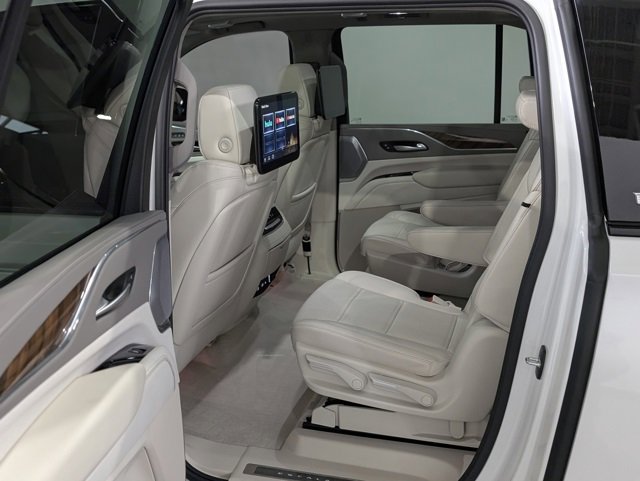 Certified 2024 Cadillac Escalade ESV Sport Platinum w/ LPO, ONYX Package image 9