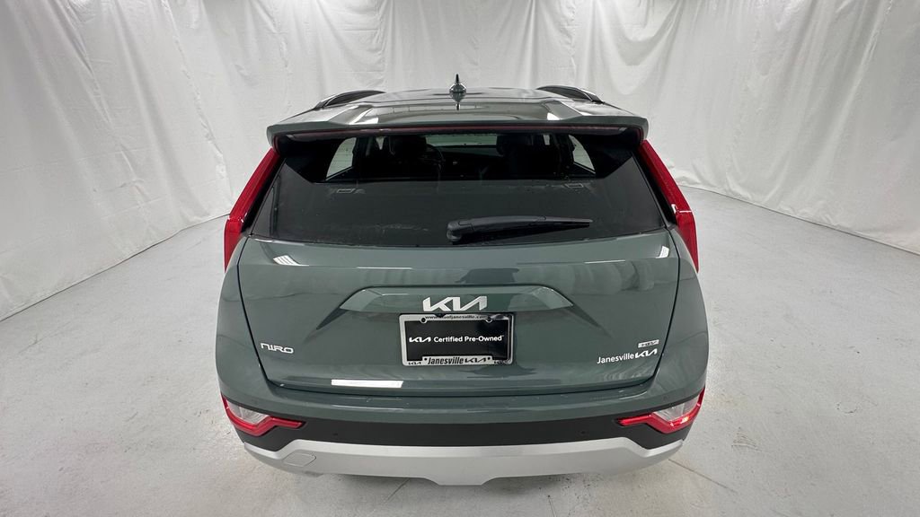 Used 2025 Kia Niro EX FWD image 7
