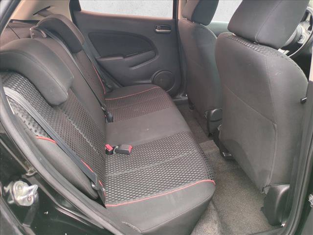Used 2011 MAZDA MAZDA2 Touring FWD image 18