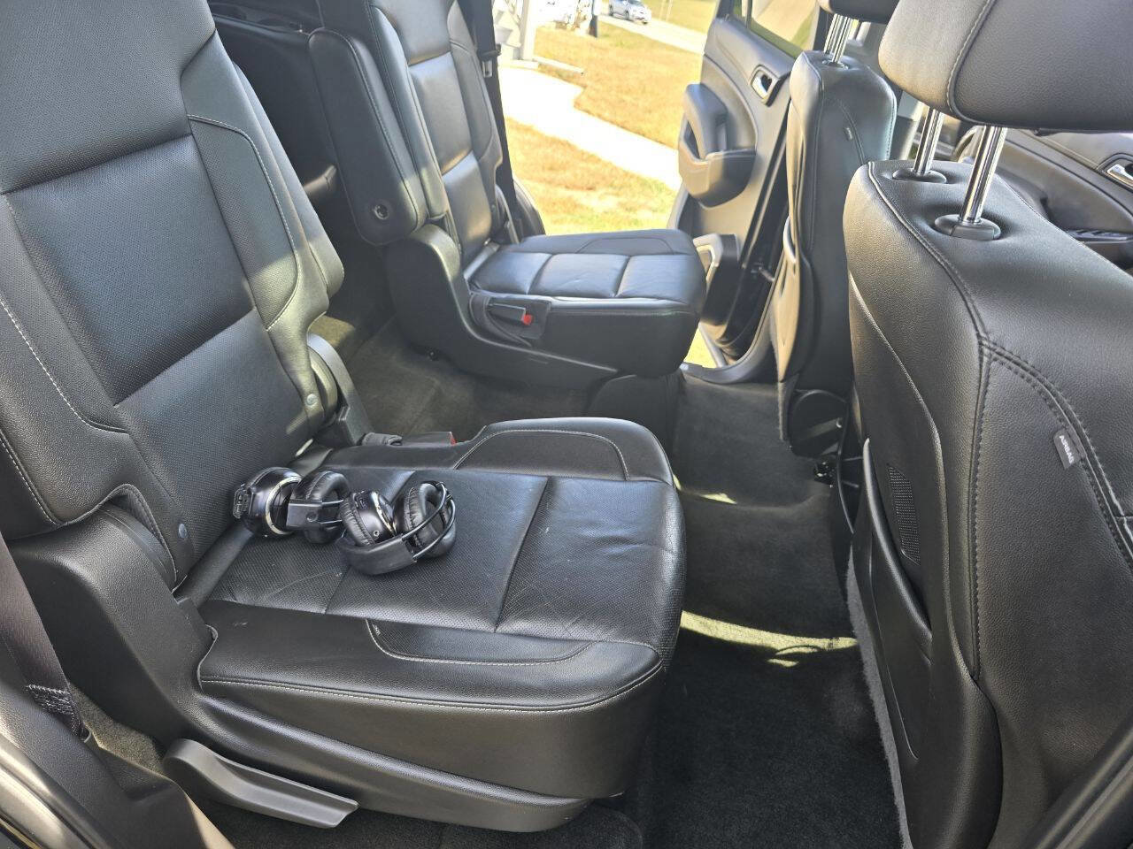 Used 2015 Chevrolet Tahoe LTZ image 16
