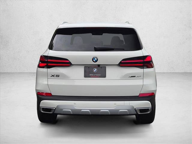 New 2026 BMW X5 xDrive40i w/ Premium Package AWD/4WD image 8