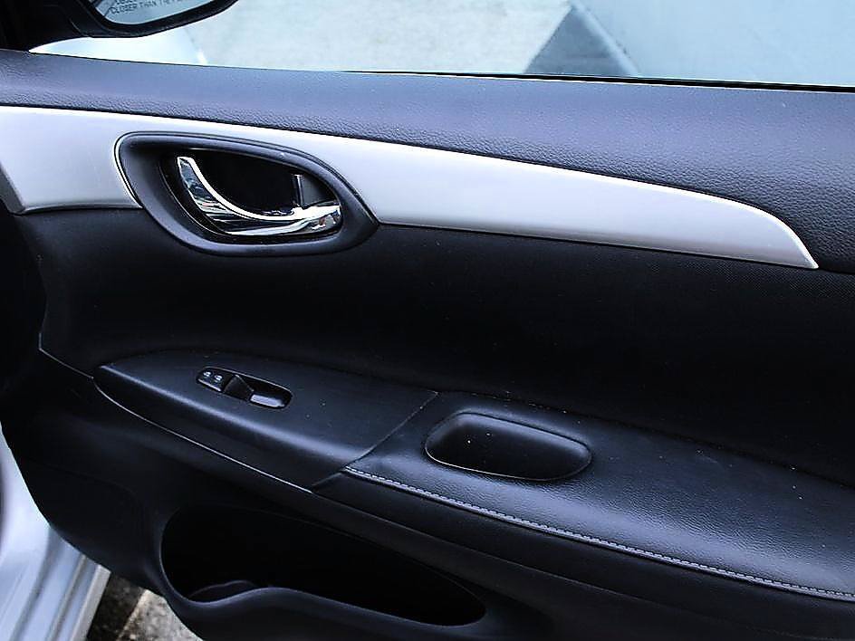 Used 2019 Nissan Sentra S FWD image 18