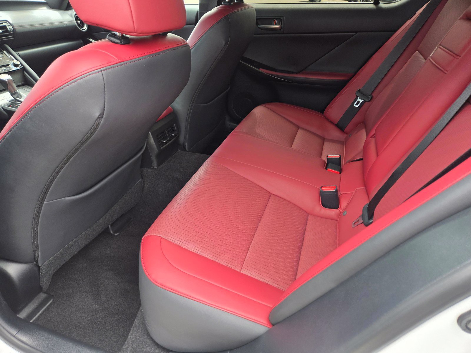 Used 2024 Lexus IS 300 F Sport RWD image 16