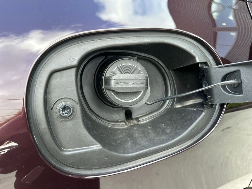 Certified 2026 Porsche Macan AWD/4WD image 42