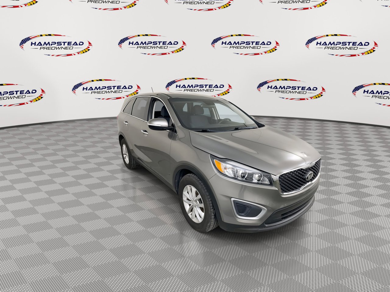 Used 2018 Kia Sorento L image 2