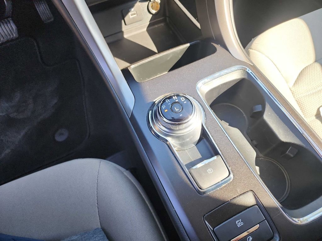 Used 2018 Ford Fusion S image 25