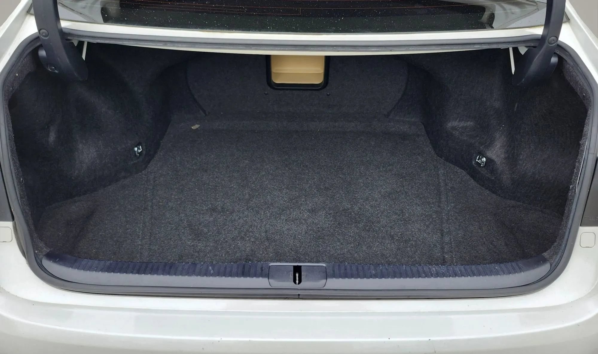 Used 2015 Lexus ES 350 w/ Luxury Package FWD image 16