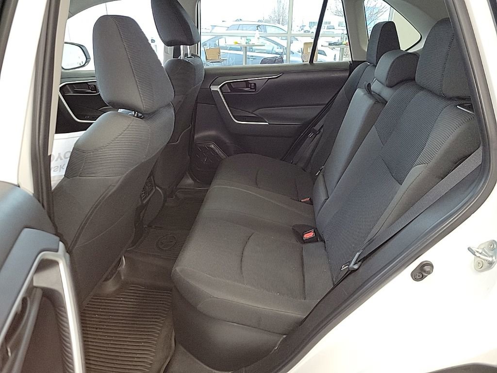 Used 2024 Toyota RAV4 LE image 10