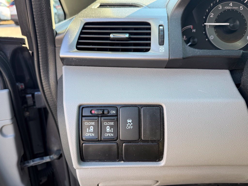 Used 2015 Honda Odyssey EX image 13