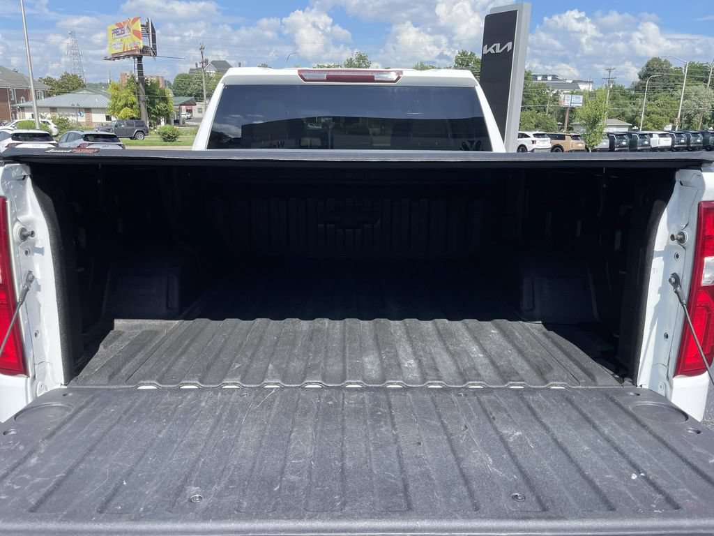 Used 2021 Chevrolet Silverado 1500 RST AWD/4WD image 36